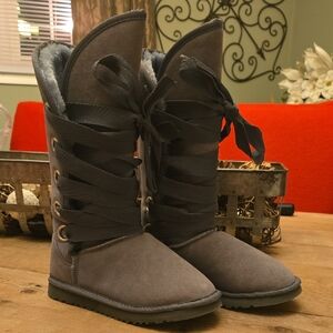 UGG Women's Charcoal Winter Boots